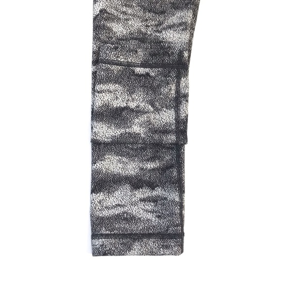 FINAL NEW Lululemon Wunder Under Crop Hi-Rise Luon Hazy Days - Picture 5 of 8